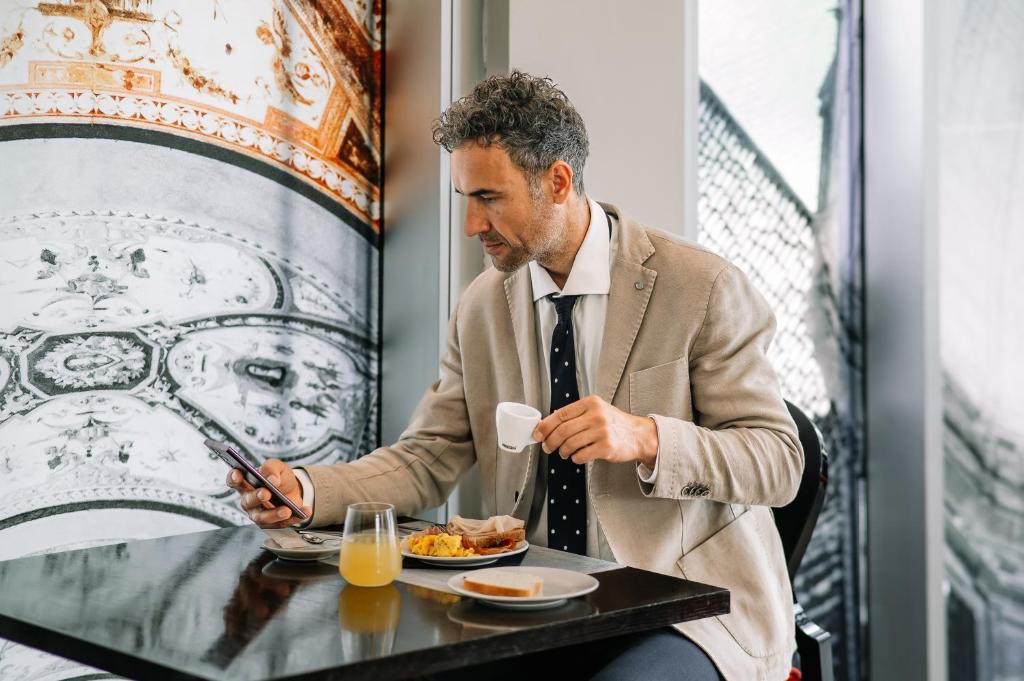 Hotel Cosmopolitan Bologna - Resim 36