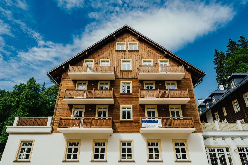 Budova, v ktorej sa apartmán nachádza