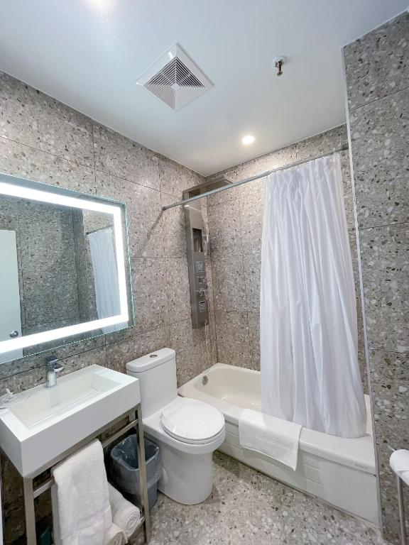 Fotografie z fotogalerie ubytování Hotel Saint-Andre v Montrealu