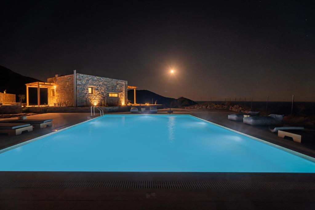 Bazén v ubytování Celine Private Residences nebo v jeho okolí