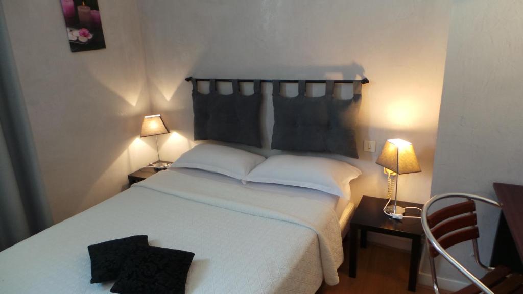 Hôtel Le Cambronne - Resim 24