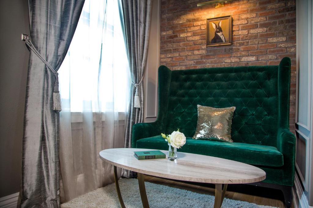 The Culver Hotel - Luxury King Room