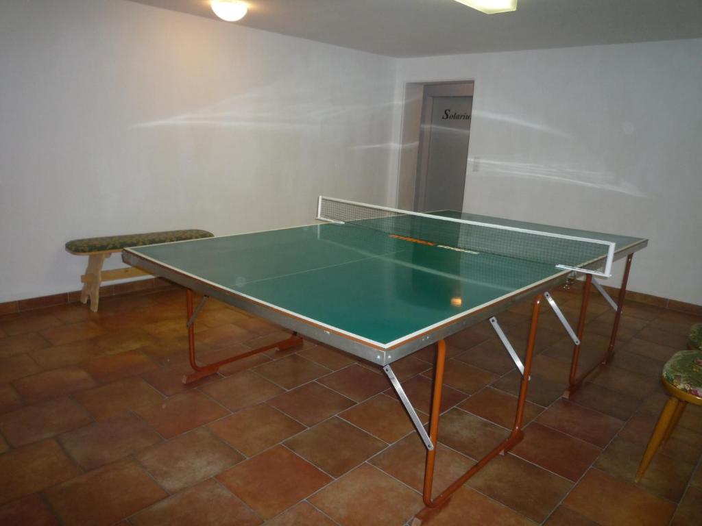 Stolní tenis v ubytování Haus Margreth nebo okolí