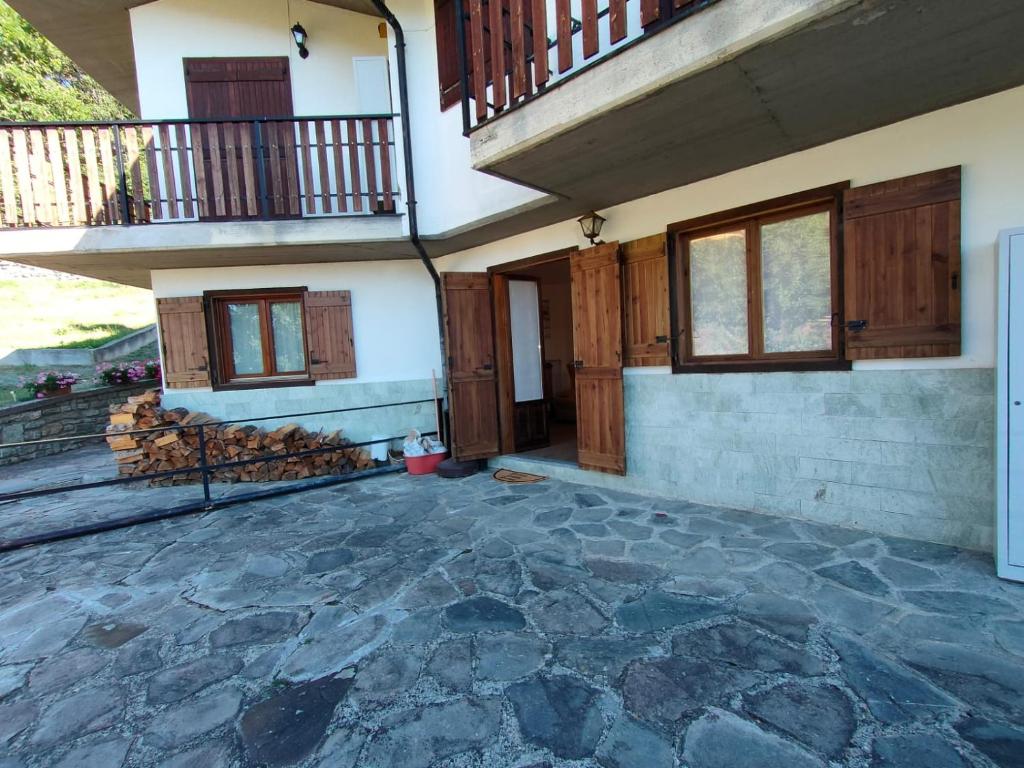 Balkón nebo terasa v ubytování Appartamento in centro a Torgnon