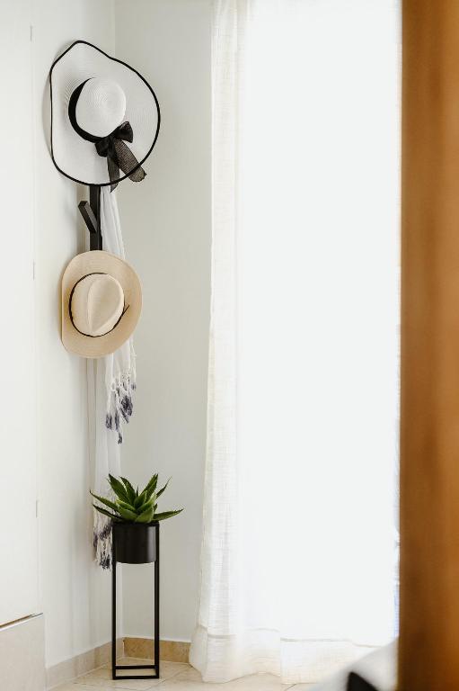 Central Studios Apartments City Center - 12