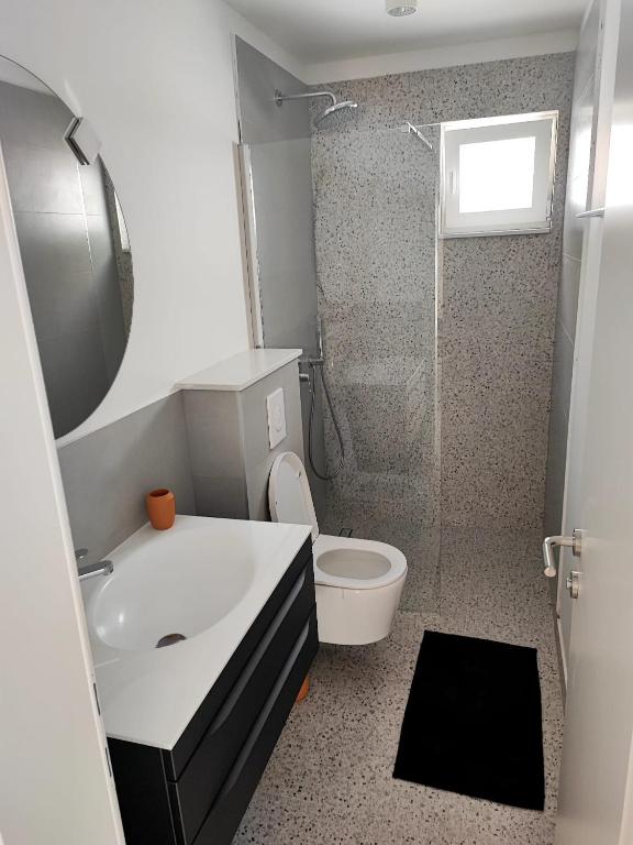 Koupelna v ubytování GaLa Apartments Zaostrog