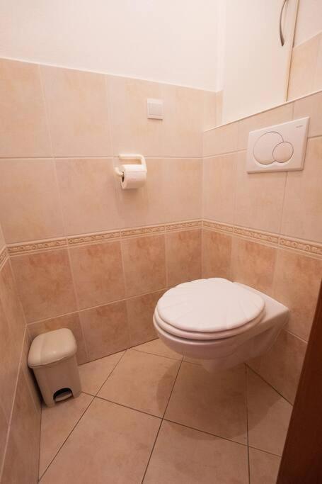 Koupelna v ubytování Excellent Large Lux Apartment Central Martin