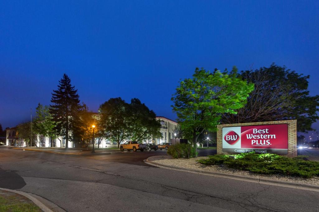 Gallery image of Best Western Plus Como Park Hotel in Saint Paul