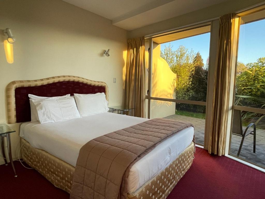 Chantillys Motor Lodge - Resim 7