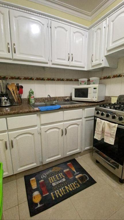 Kuchyň nebo kuchyňský kout v ubytování L&Y Punta Cana Beach Apartament