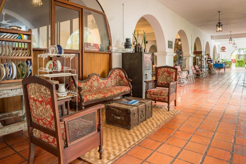Posezení v ubytování Hotel Mariscal Robledo