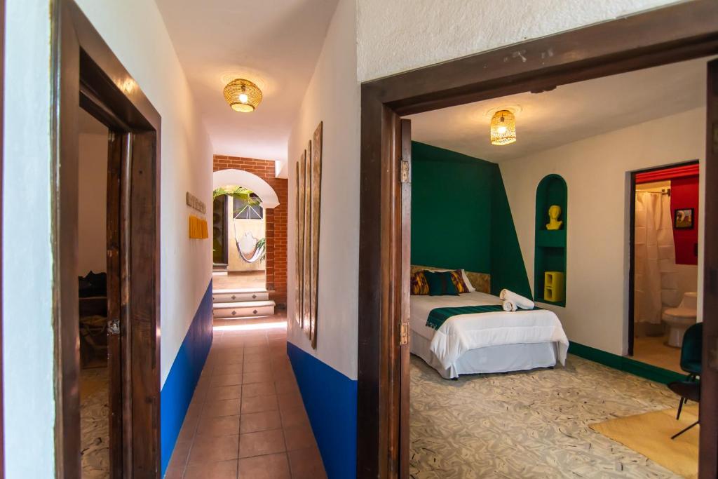 Postel nebo postele na pokoji v ubytování Why Not Hotel