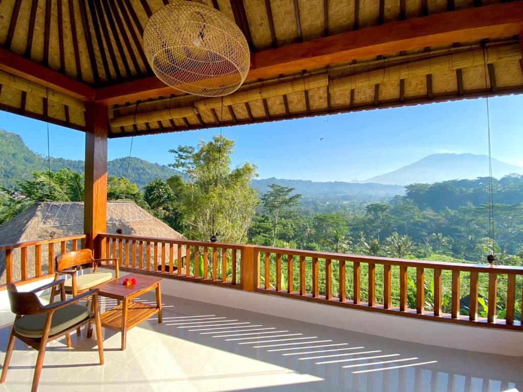 Kubu Tani - Deluxe Double Room With Balcony