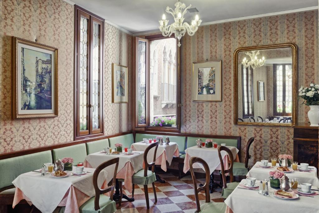 Posezení v ubytování Antica Locanda al Gambero