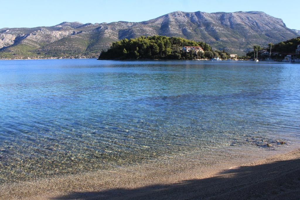 Fotografia z galérie ubytovania Apartments with WiFi Zrnovo, Korcula - 16254 na Korčuli