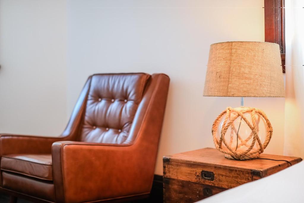 Charing Cross Hotel - Camera King