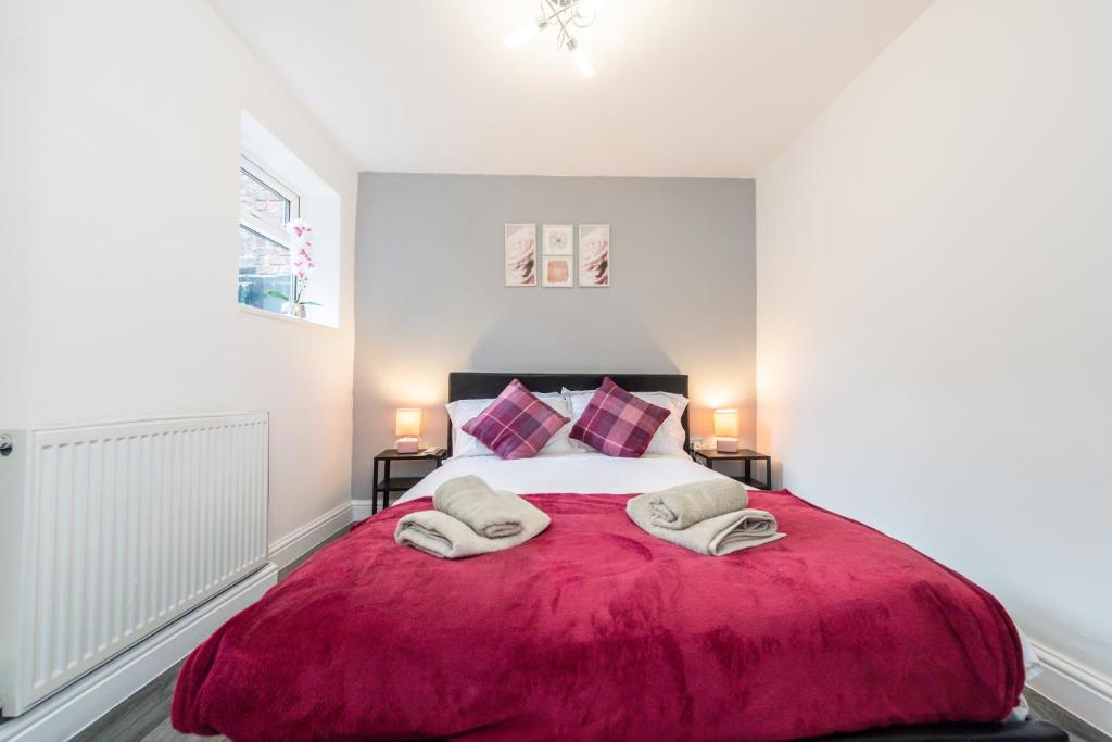 Five Seasons Liverpool City - Modern Studios near Anfield - 