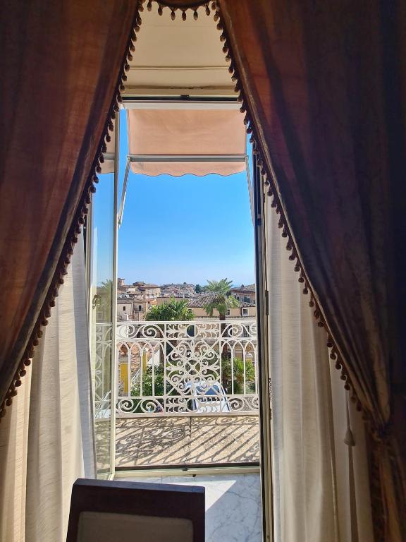 Balkón nebo terasa v ubytování Palazzo Cherubini-Pools & Wellness
