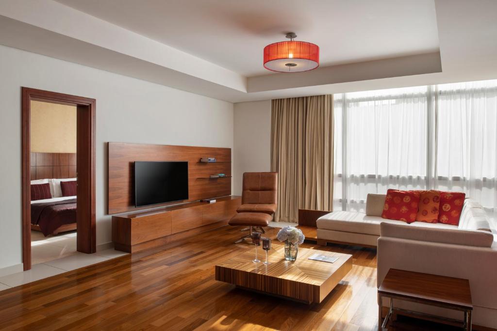 Μια τηλεόραση ή/και κέντρο ψυχαγωγίας στο Fraser Suites Doha