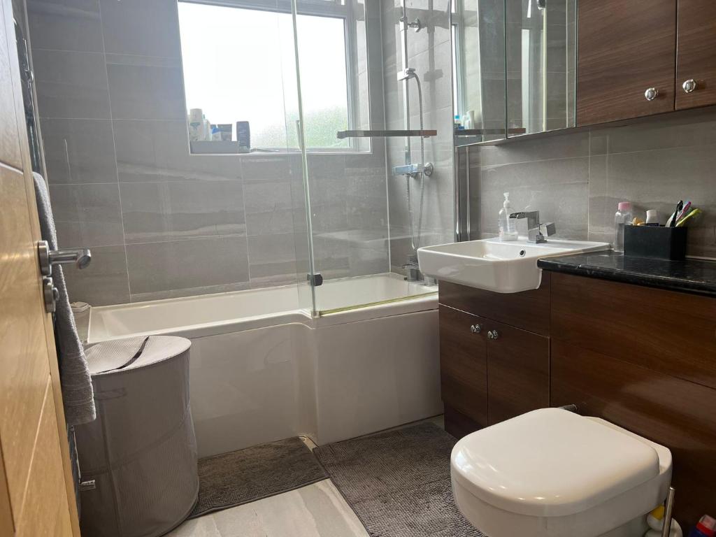 Koupelna v ubytování Deluxe Homestay near Tottenham Hotspur Stadium