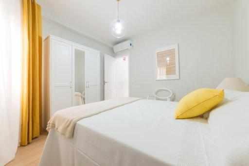 Postel nebo postele na pokoji v ubytování Casa Angeline Rosa 2 By KubiK