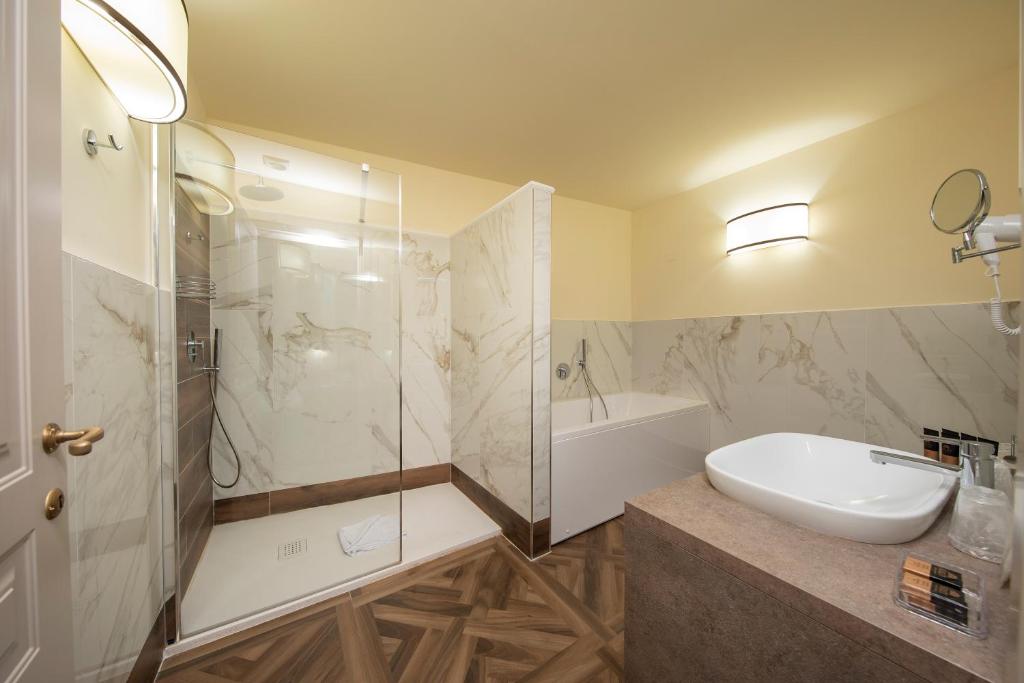 Palazzo Martellini Residenza d'epoca - Resim 20