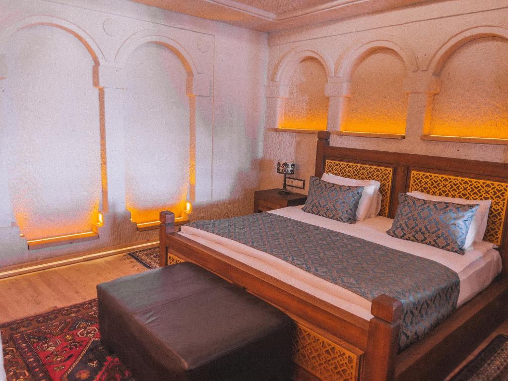 Local Cave House - 10