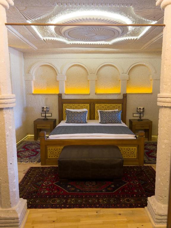 Local Cave House - 19