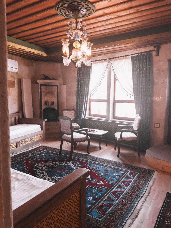 Local Cave House - 6