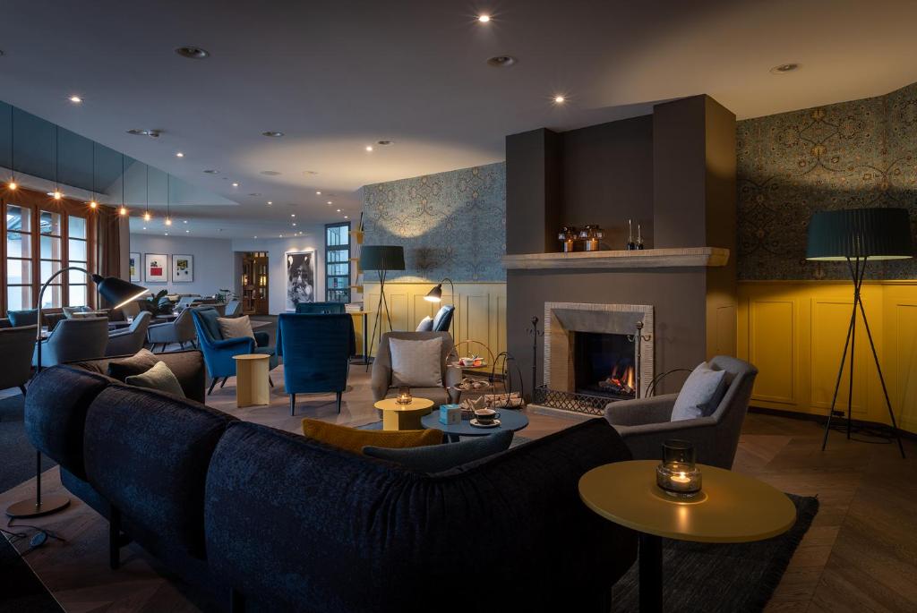 Posezení v ubytování Hotel Schweizerhof Lenzerheide