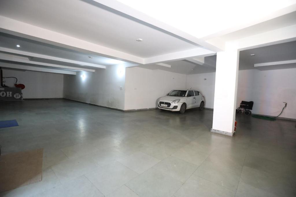 Fotografie z fotogalerie ubytování Hotel Lavit Couple Friendly near Faridabad Metro station v destinaci Faridabad
