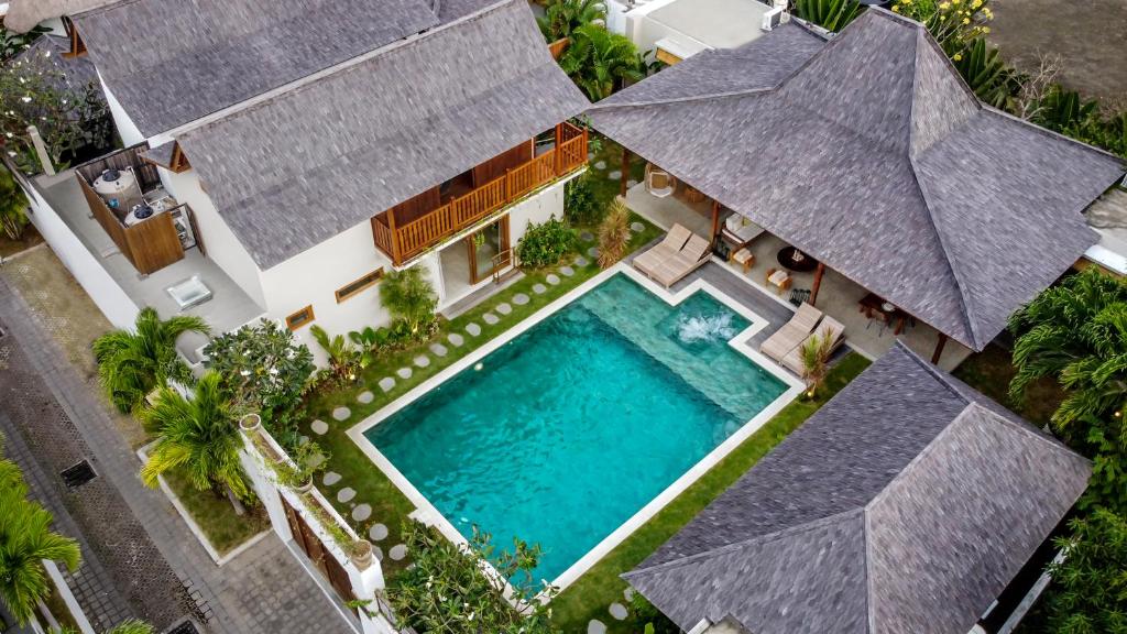Вид на бассейн в Villa Nabi by Alfred in Bali или окрестностях