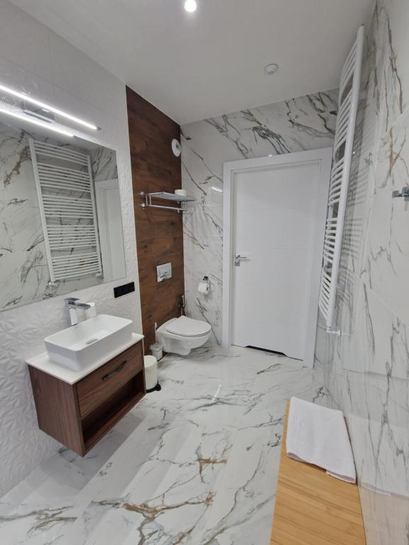 Brossa Apartments, 24h self check in, Klima, AirCond - 10