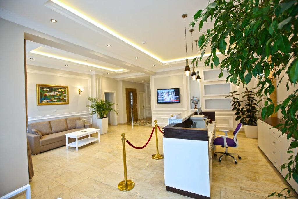 TV a/nebo společenská místnost v ubytování Miraj hotel