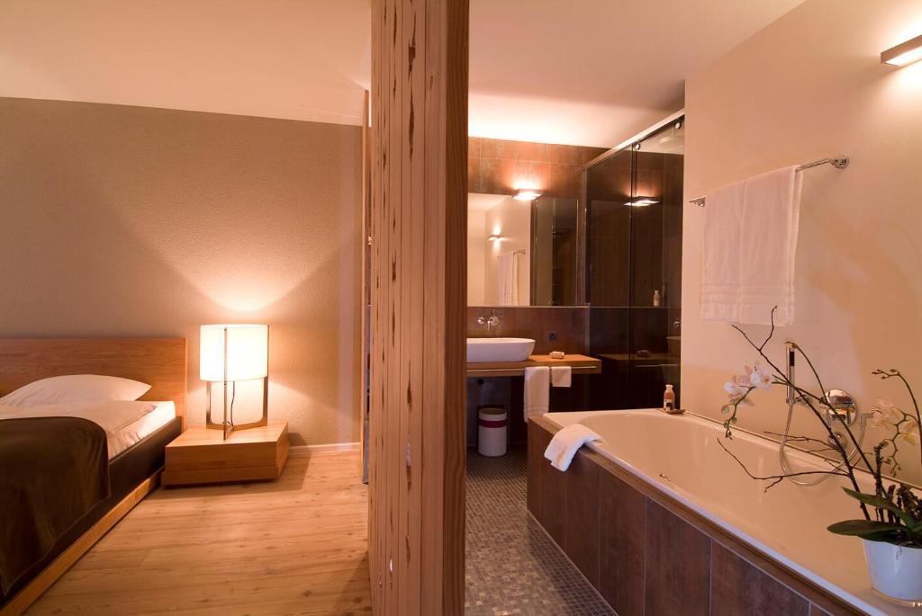 Hotel Schweizerhof Lenzerheide - Habitación Doble Superior Con Balcón