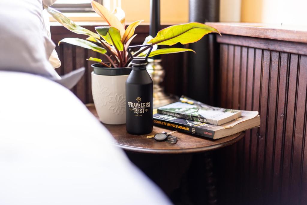 Traveler's Rest Hotel photo