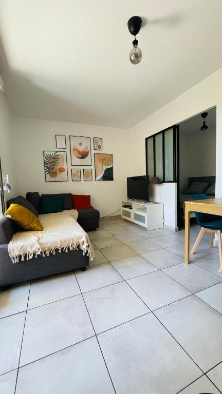 Fotografia z galérie ubytovania Appartement avec garage à Mèze v destinácii Mèze