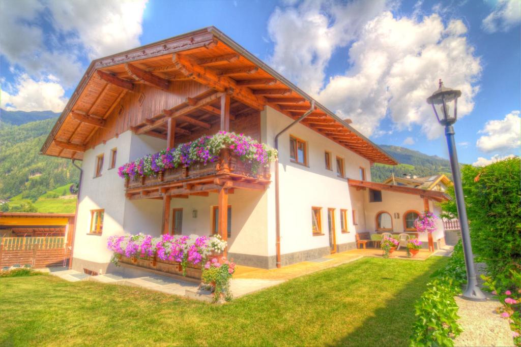 Nespecifikovaný výhled na hory nebo výhled na hory při pohledu z bed and breakfast