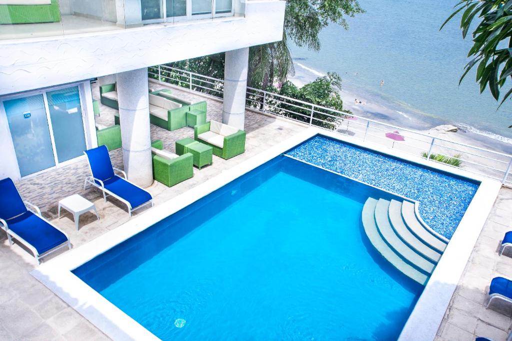 Bassein majutusasutuses Santorini Casablanca Resort või selle lähedal