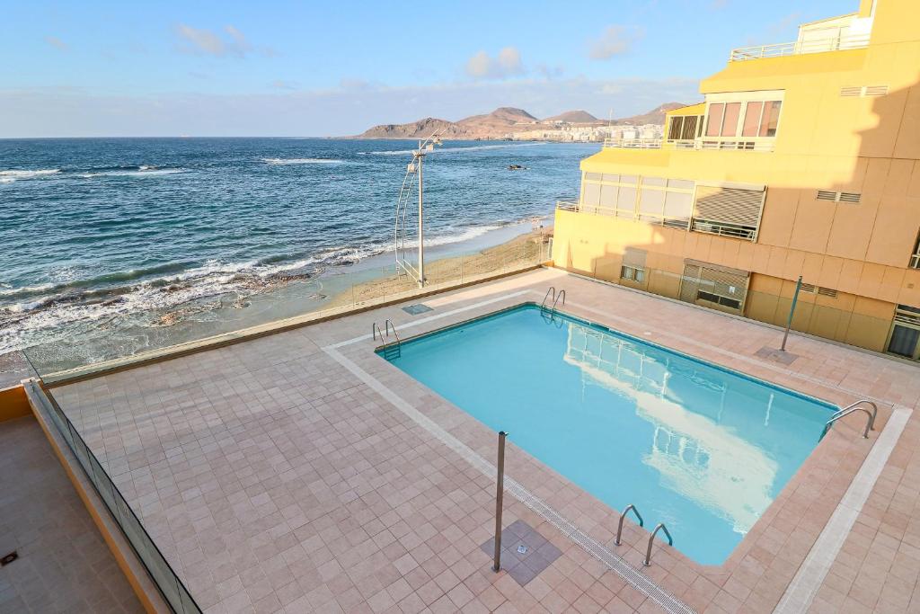Flatguest Portugal - Sea View - NO POOL, Las Palmas de Gran Canaria –  Updated 2024 Prices