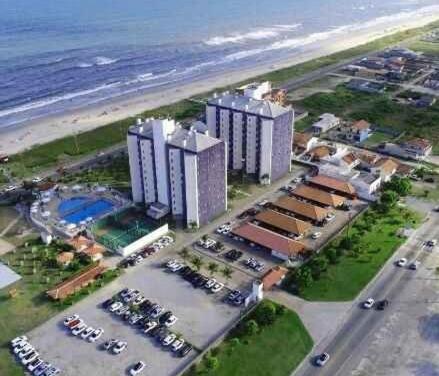 Apto Resort Cambuhy frente Mar até 6 pessoas - Housity