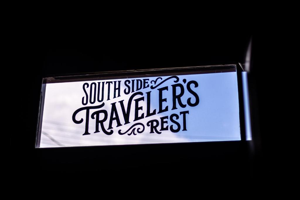 Traveler's Rest Hotel的证书、奖牌、标识或其他文件
