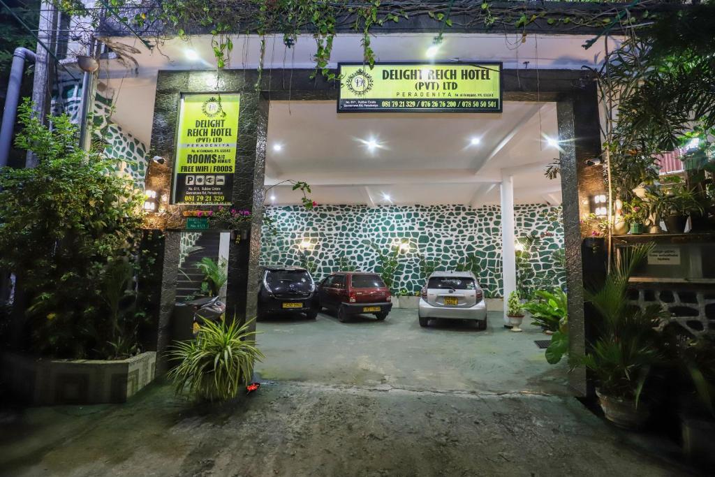 Fotografie z fotogalerie ubytování DELIGHT REICH HOTEL v destinaci Peradeniya