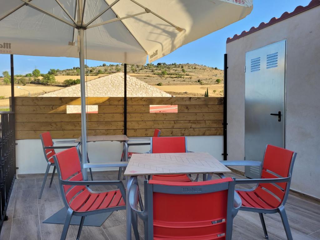 Río Duratón II - Three-Bedroom House