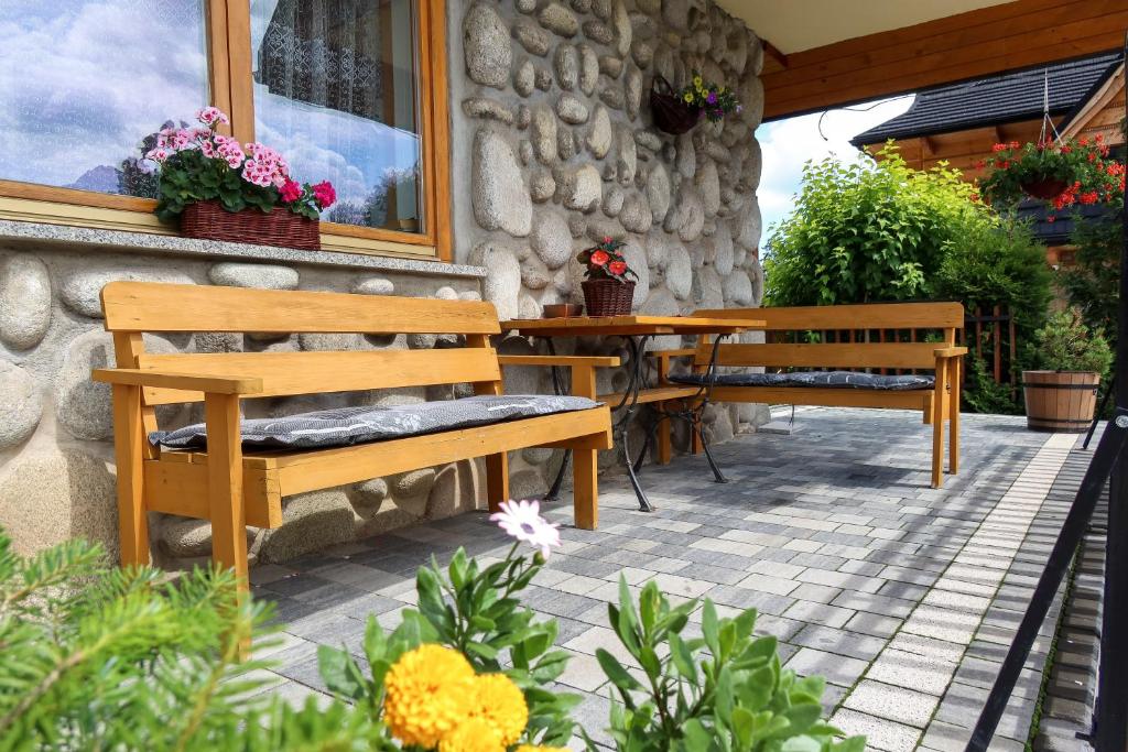 Patio alebo iná vonkajšia časť ubytovania willa U Laskowych