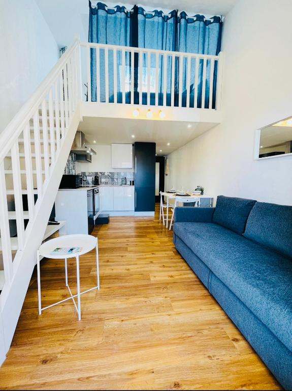 Posedenie v ubytovaní Appartement Neuf - Vue Océan 50m - Sud - balcon - Calme