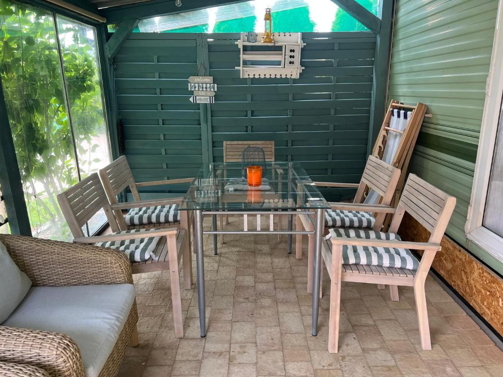 Patio nebo venkovní prostory v ubytování Mandala Mielno Camping