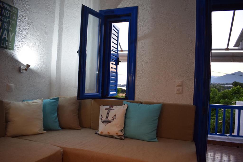 Posedenie v ubytovaní Katovigli Seaview Apartment