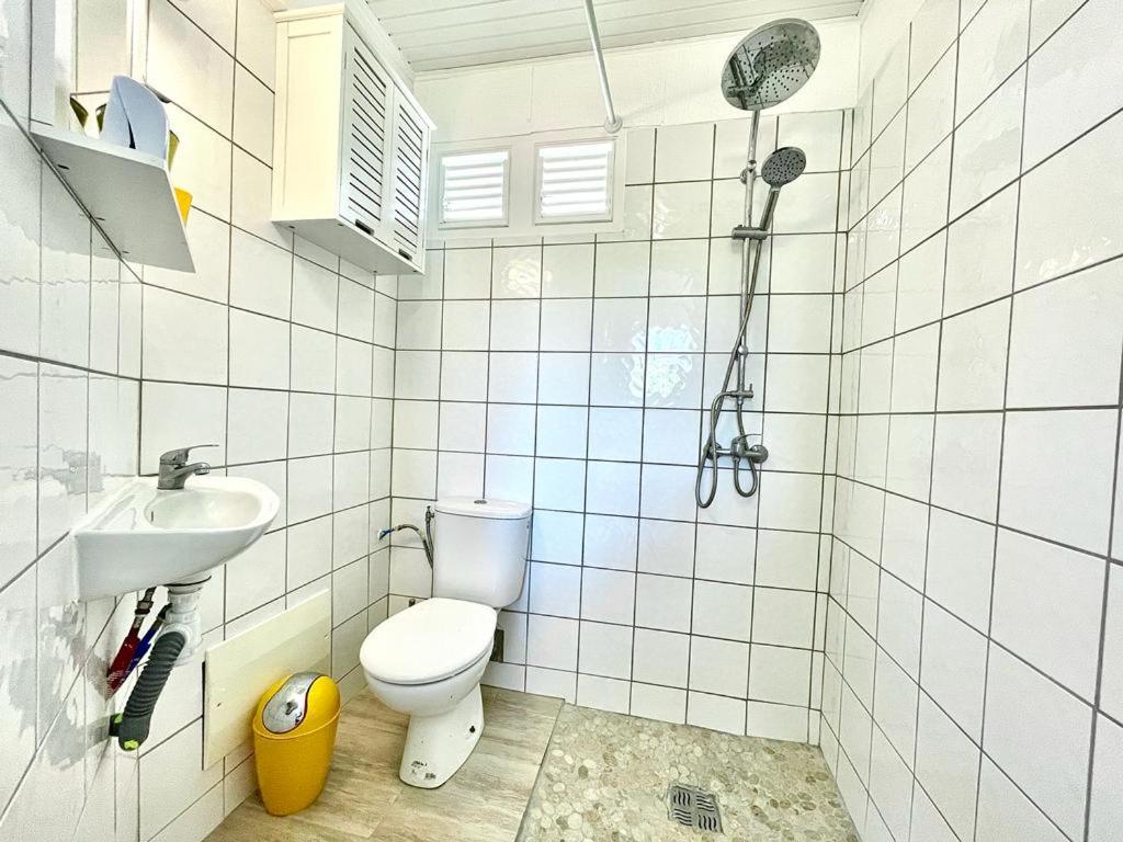 Ένα μπάνιο στο Villa Autre Bord
