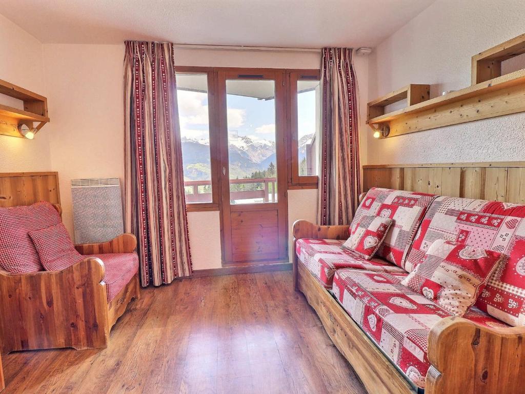 Posedenie v ubytovaní Appartement à La Tania, 25m², 4 pers, skis aux pieds, proche centre et remontées mécaniques - FR-1-182A-16